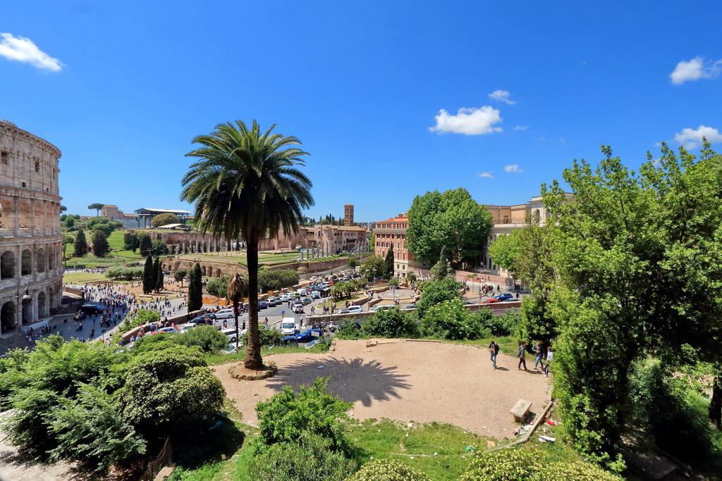 Romance Al Colosseo Luaran gambar